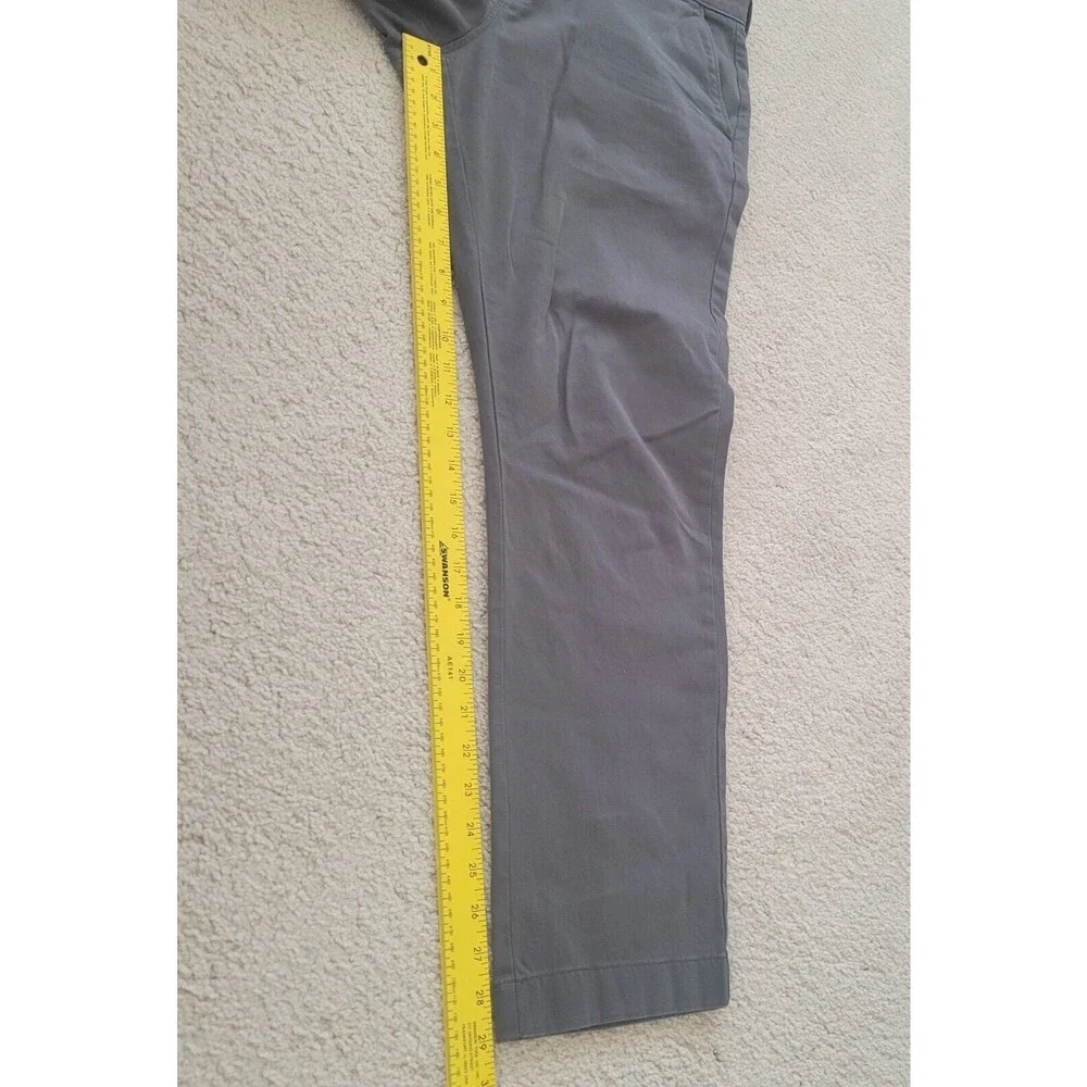 J. Crew 770 Straight Chino Pants Gray Mens Size 36x30 (Actual 38x29)